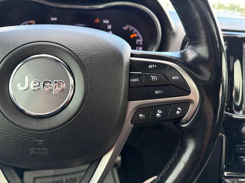 Used 2020 Jeep Grand Cherokee High Altitude AWD/4WD image 27