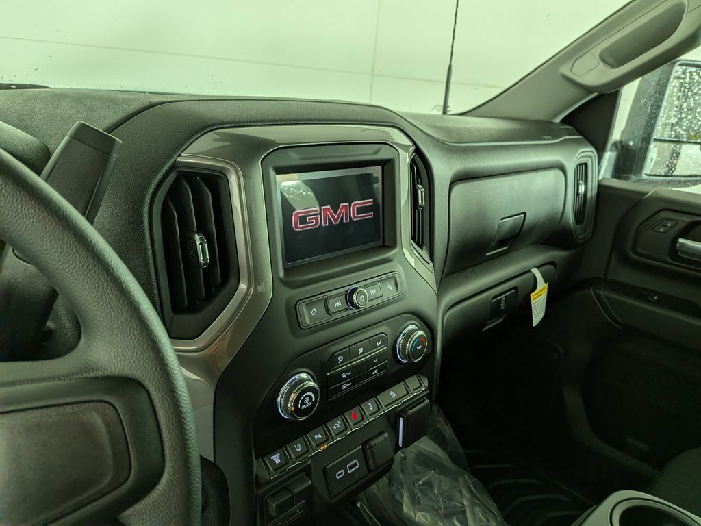 New 2026 GMC Sierra 2500 Pro w/ 1SA Pro Safety Plus Package AWD/4WD image 19