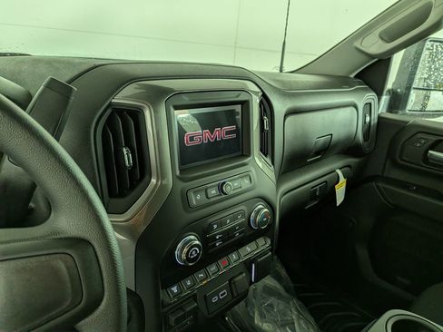 New 2026 GMC Sierra 2500 Pro w/ 1SA Pro Safety Plus Package AWD/4WD image 19