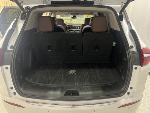 Used 2020 Buick Enclave Avenir w/ Avenir Technology Package AWD/4WD image 25