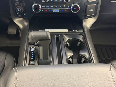 Used 2025 Ford F150 Lariat w/ FX4 Off-Road Package AWD/4WD image 17