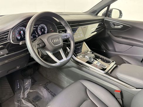 Certified 2023 Audi Q7 3.0T Premium Plus AWD/4WD image 4