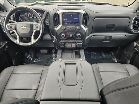 Used 2022 Chevrolet Silverado 1500 LTZ w/ LTZ Premium Package AWD/4WD image 18