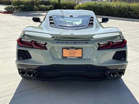 Used 2024 Chevrolet Corvette Stingray Premium Cpe w/ Z51 Performance Package image 4