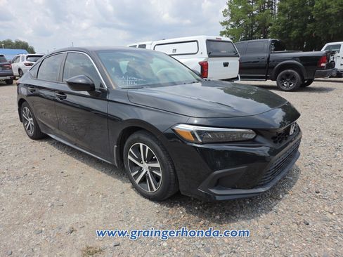 Used 2023 Honda Civic LX image 5