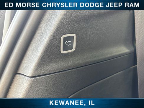 New 2026 Chrysler Voyager LX image 20