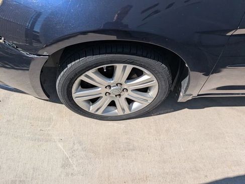Used 2012 Chrysler 200 LX FWD image 7