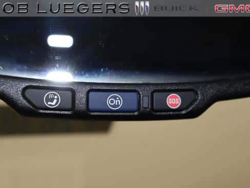 Used 2020 Chevrolet Trax LT image 26