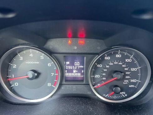 Used 2017 Subaru Crosstrek 2.0i Premium AWD/4WD image 15