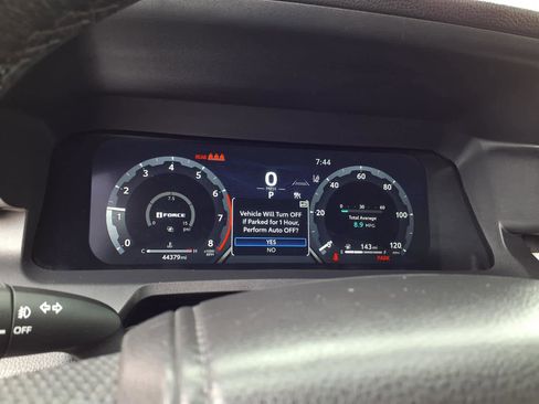 Certified 2024 Toyota Tacoma TRD Off-Road AWD/4WD image 12