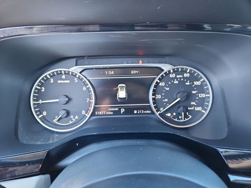 Used 2022 Nissan Pathfinder SL w/ SL Premium Package image 10