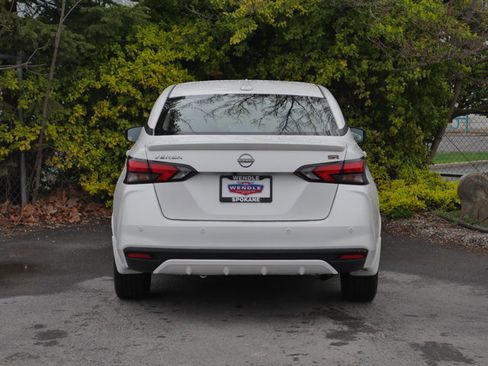 Certified 2023 Nissan Versa SR w/ Trunk Package FWD image 19