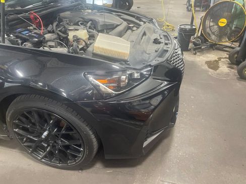 Used 2017 Lexus IS 200t F Sport w/ F Sport Package RWD image 38