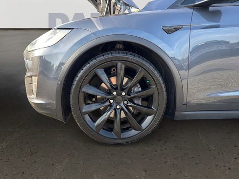 Used 2017 Tesla Model X 100D AWD/4WD image 4