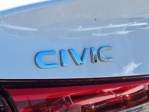 Used 2023 Honda Civic Sport image 35
