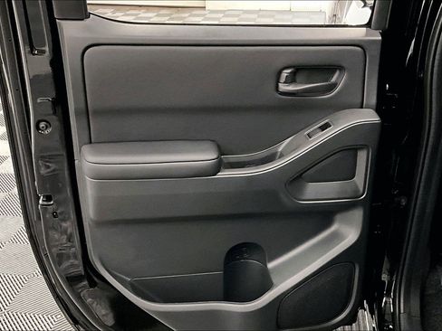 New 2026 Nissan Frontier SV w/ All-Weather Content Package AWD/4WD image 33