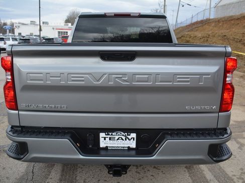 Used 2023 Chevrolet Silverado 1500 Custom image 6