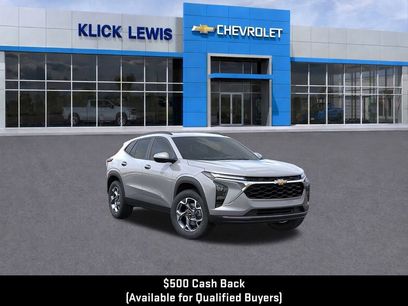 New 2026 Chevrolet Trax LT w/ Sunroof Package