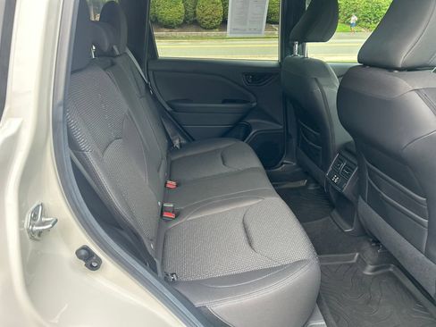 Used 2026 Subaru Forester Premium AWD/4WD image 31