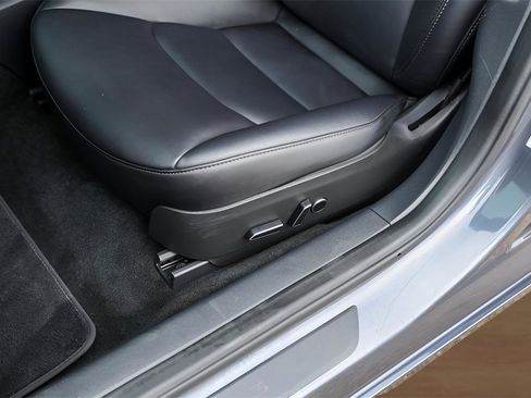 Used 2023 Tesla Model 3 Long Range image 8