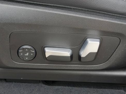 Used 2024 BMW X3 M40i w/ Parking Assistance Package AWD/4WD image 19