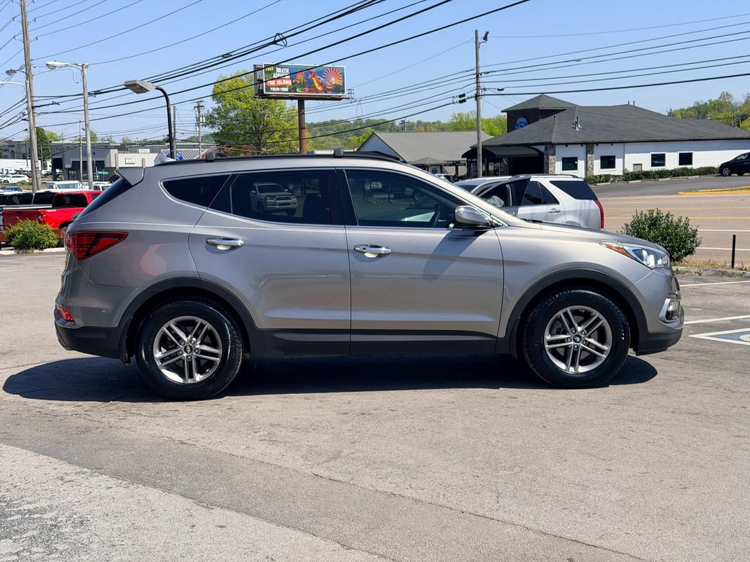 Used 2018 Hyundai Santa Fe Sport w/ 2.4L Value Package 02 FWD image 7