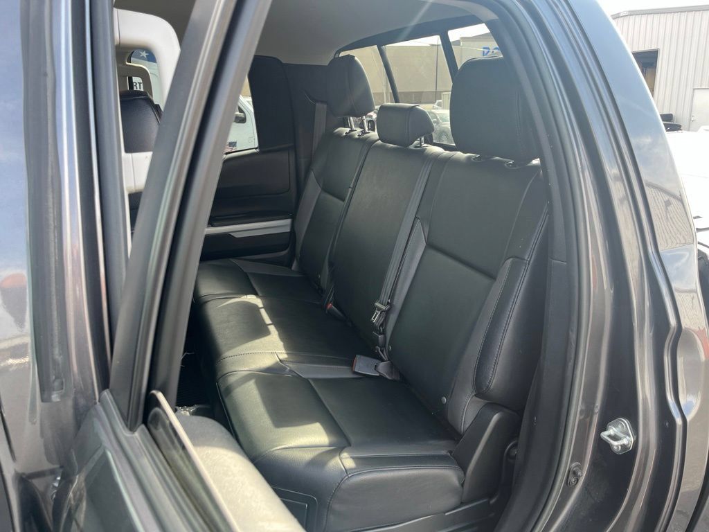 Used 2018 Toyota Tundra Limited w/ Limited Premium Package AWD/4WD image 25