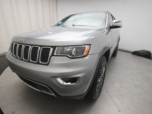 Used 2017 Jeep Grand Cherokee Limited AWD/4WD image 12