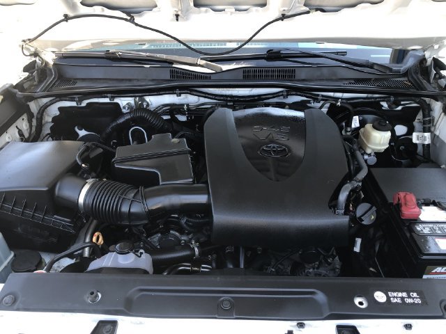 Used 2018 Toyota Tacoma TRD Sport RWD image 15