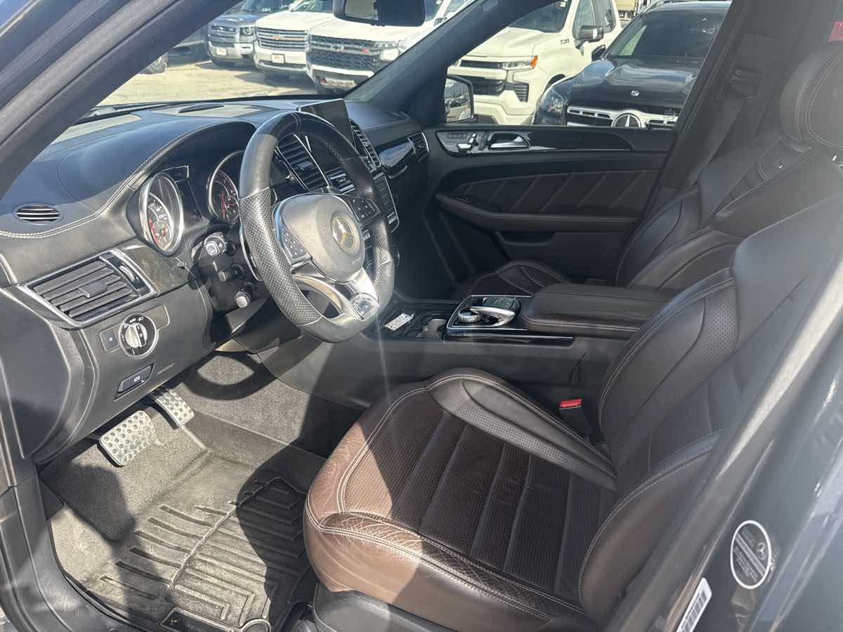 Used 2016 Mercedes-Benz GLE 63 AMG 4MATIC image 12