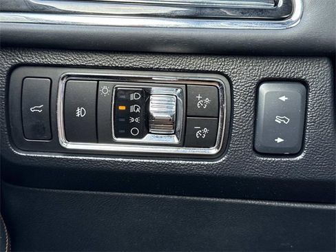 Used 2023 Lincoln Navigator L Black Label image 24