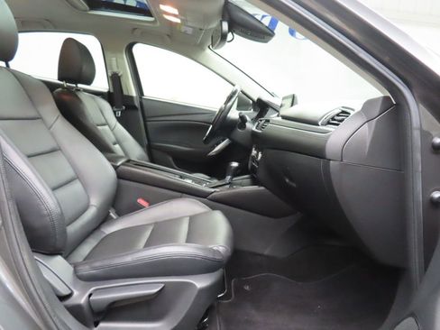 Used 2017 MAZDA MAZDA6 Touring w/ Touring Premium Package FWD image 25