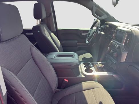 Used 2021 Chevrolet Silverado 1500 RST AWD/4WD image 22
