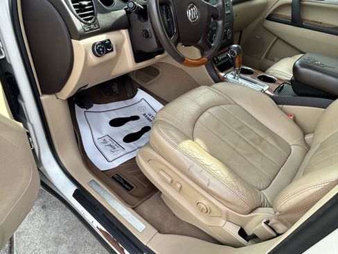 Used 2010 Buick Enclave CXL w/ Trailering Provision Package AWD/4WD image 10