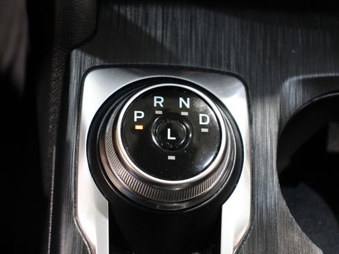 Used 2022 Ford Escape SEL image 19