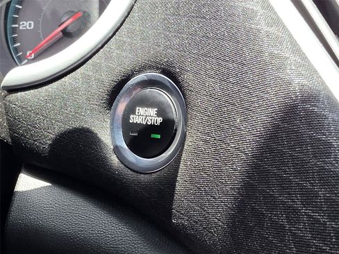 Used 2024 Chevrolet Malibu LT FWD image 24