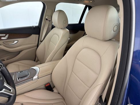 Used 2022 Mercedes-Benz GLC 300 image 24
