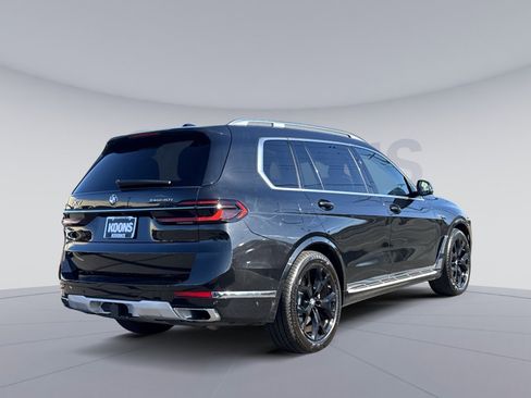 Used 2023 BMW X7 xDrive40i w/ Premium Package image 5