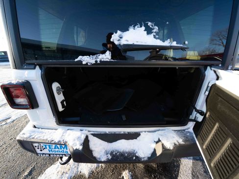 Used 2020 Jeep Wrangler Unlimited Sport S image 28