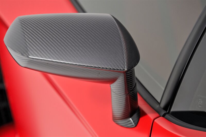 Used 2019 Lamborghini Aventador SVJ AWD/4WD image 8