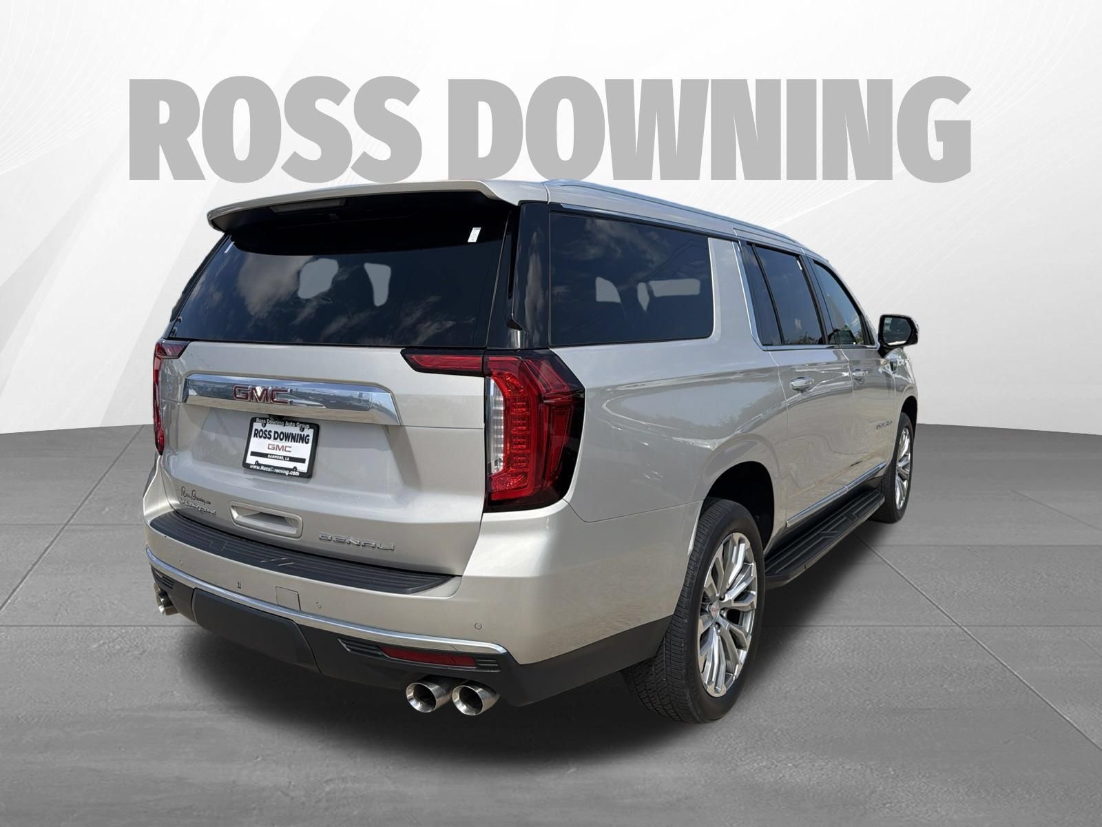 Used 2023 GMC Yukon XL Denali w/ LPO, Floor Liner Package RWD image 4