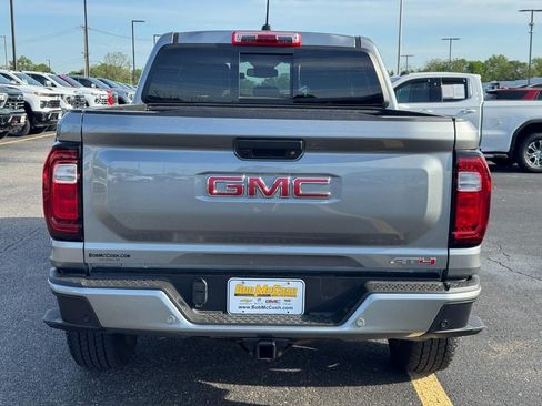Certified 2025 GMC Canyon AT4 w/ AT4 Premium Package AWD/4WD image 5