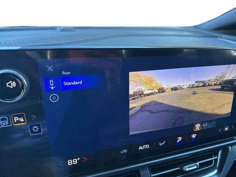 New 2026 Chevrolet Equinox EV LT image 14