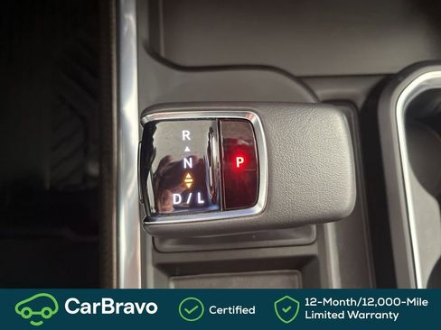 Certified 2022 Chevrolet Silverado 1500 LT Trail Boss w/ Convenience Package II AWD/4WD image 37