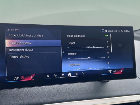 Used 2026 BMW iX xDrive45 w/ Premium Package image 18