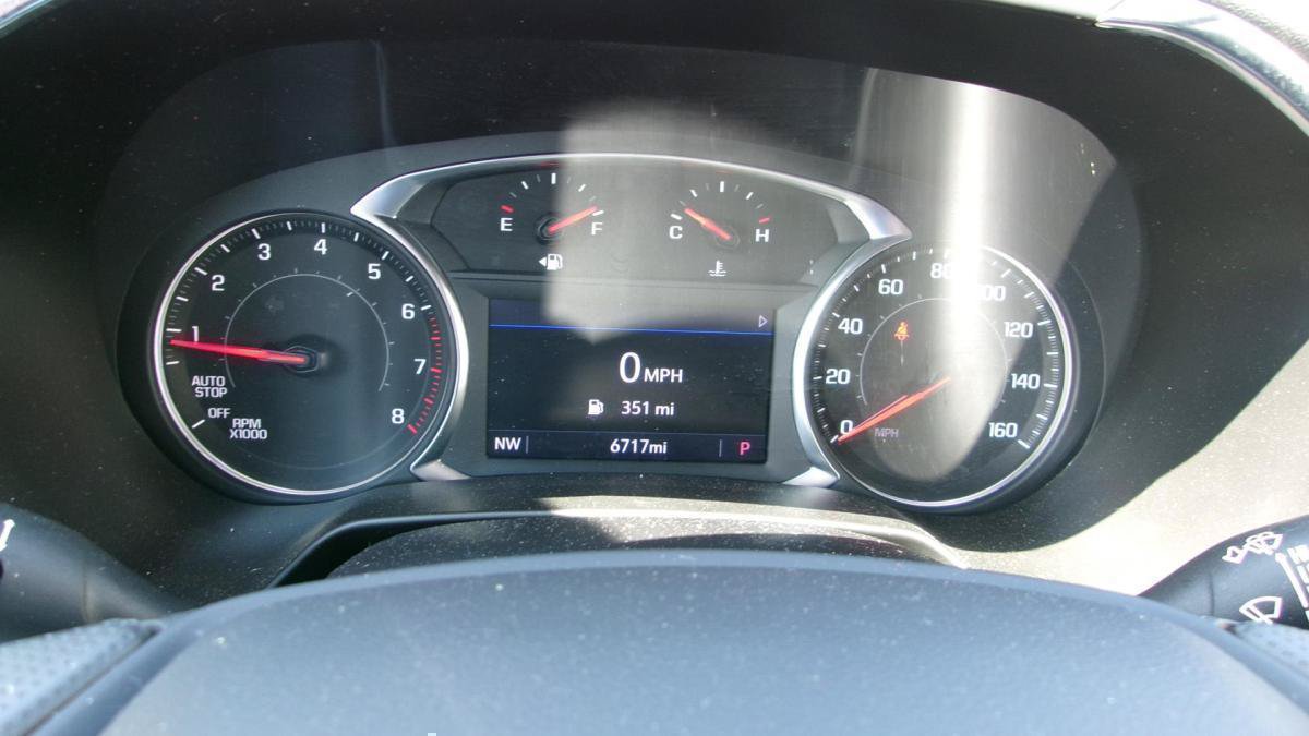 Used 2025 Chevrolet Blazer LT AWD/4WD image 14