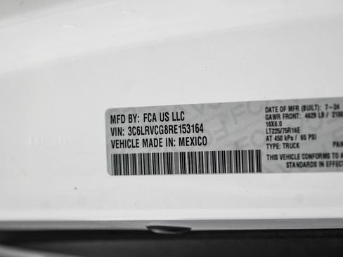 Used 2024 RAM ProMaster 2500 w/ Convenience Group FWD image 40
