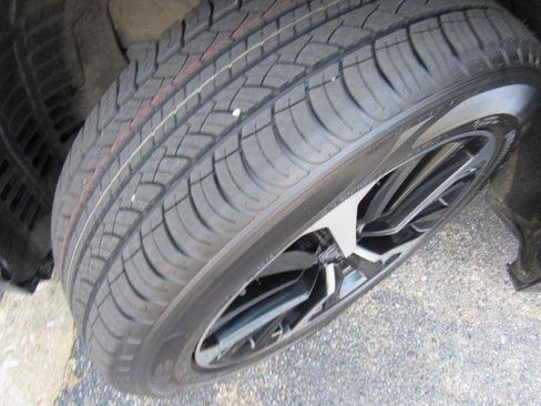 Used 2021 Toyota Highlander XSE AWD/4WD image 34
