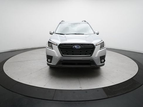 Used 2024 Subaru Forester Premium AWD/4WD image 11