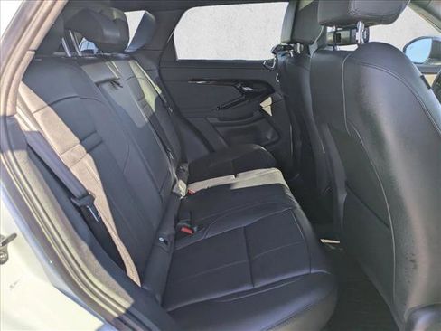 Used 2025 Land Rover Range Rover Evoque Dynamic SE image 21